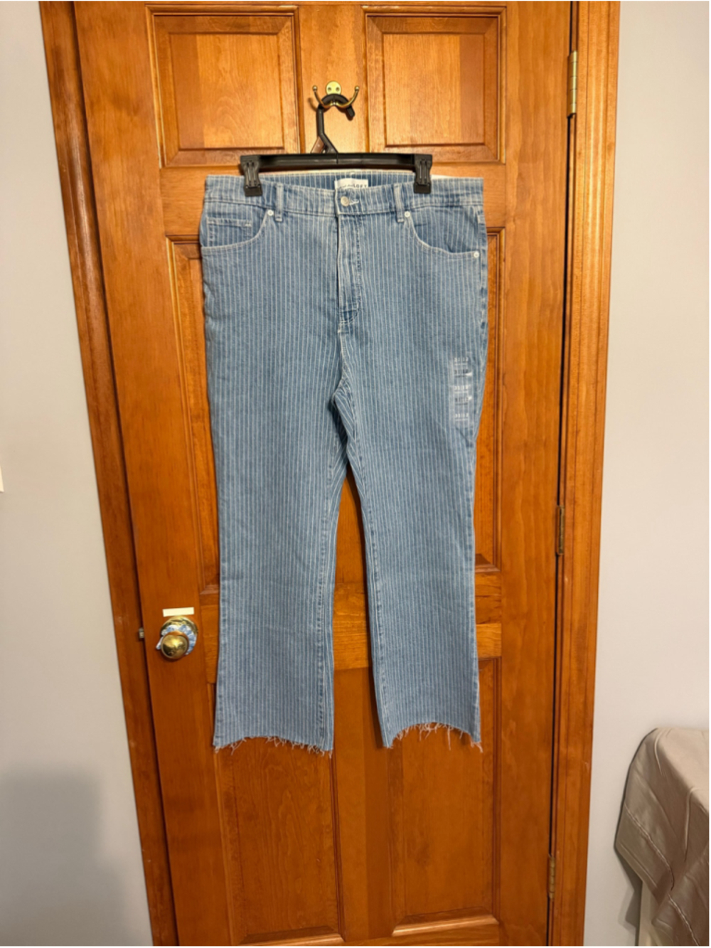 LOFT Kick Crop Jeans sz 12